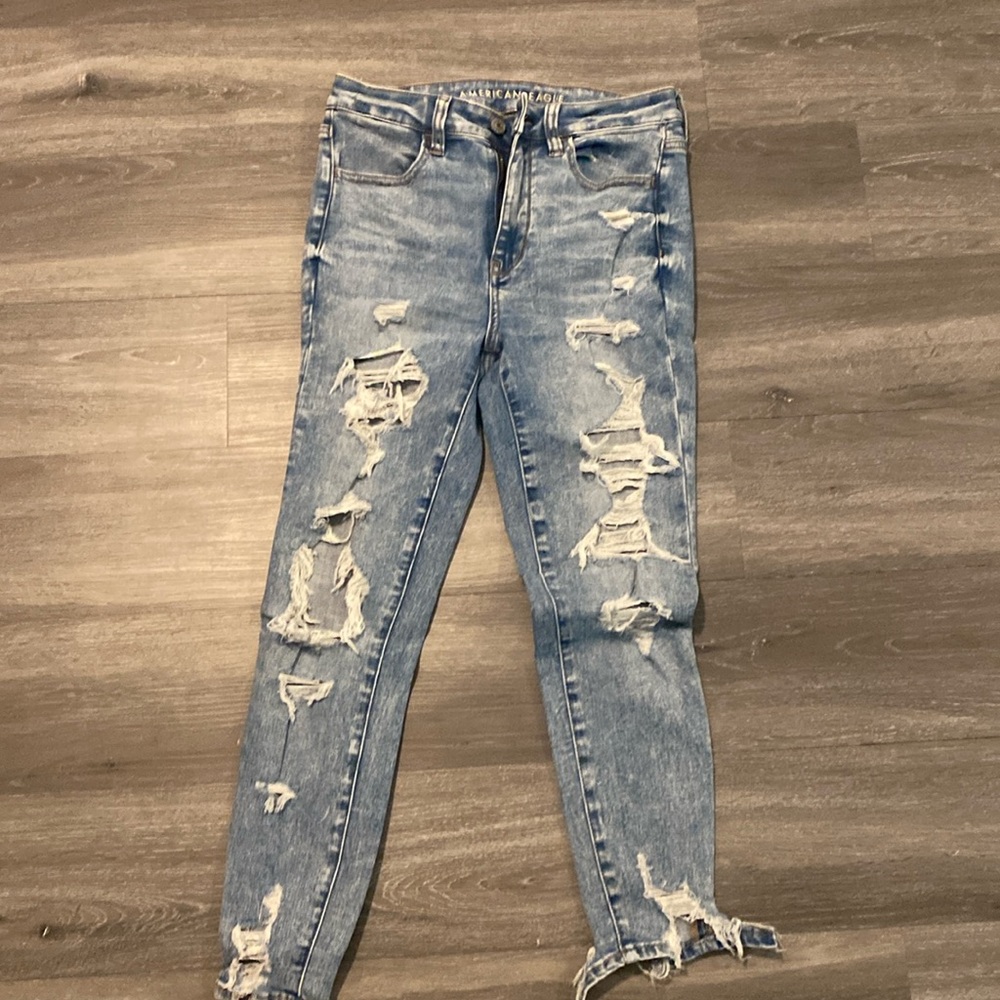 AEO size 4xs distressed jeans